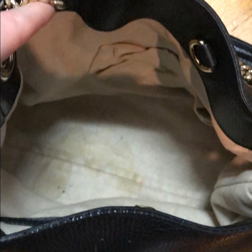 ***SOLD****** Authentic Gucci Medium Soho Bag - Picture 6 of 8